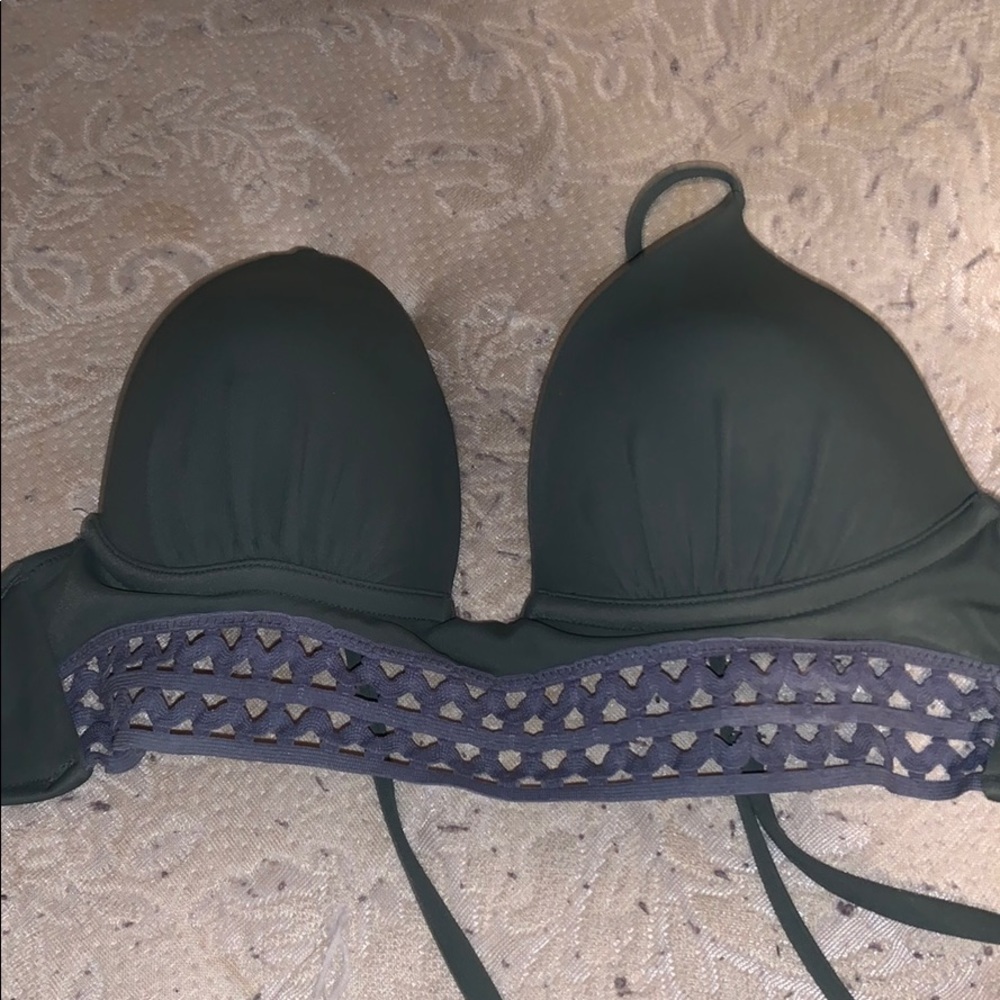 bikini top